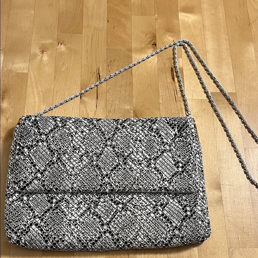 Snake-Print Shoulder Bag — Black & White
